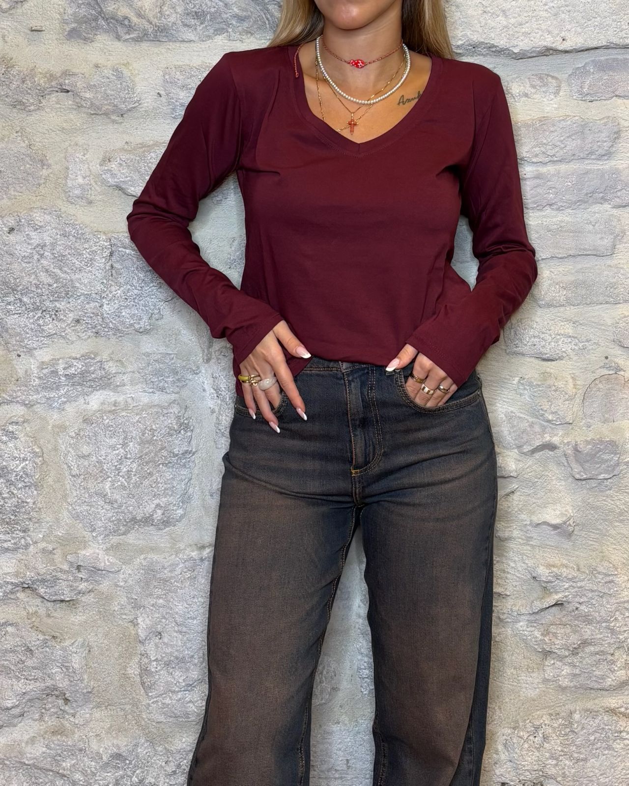 SUSY MIX t-shirt manica lunga scollo a V vino Image