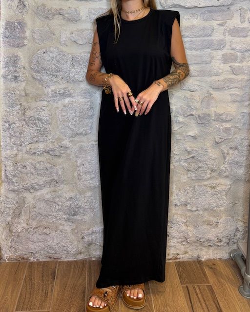 TENSIONE IN abito lungo in maglia con spalle imbottite nero Image