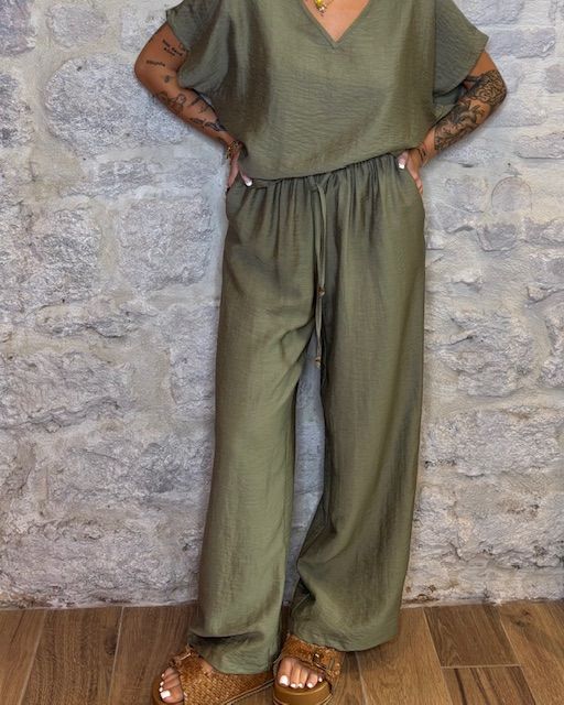 TENSIONE IN pantalone a gamba larga in viscosa e lino verde  Image