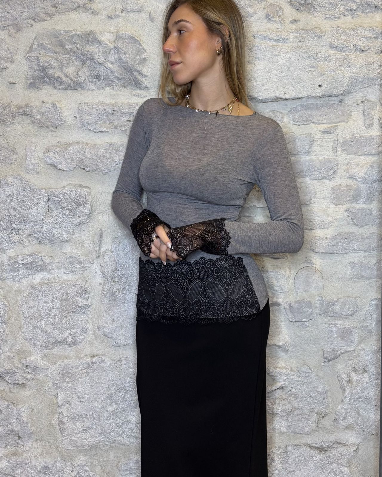 TENSIONE IN maglia in cashmere applicazione pizzo grigio Image