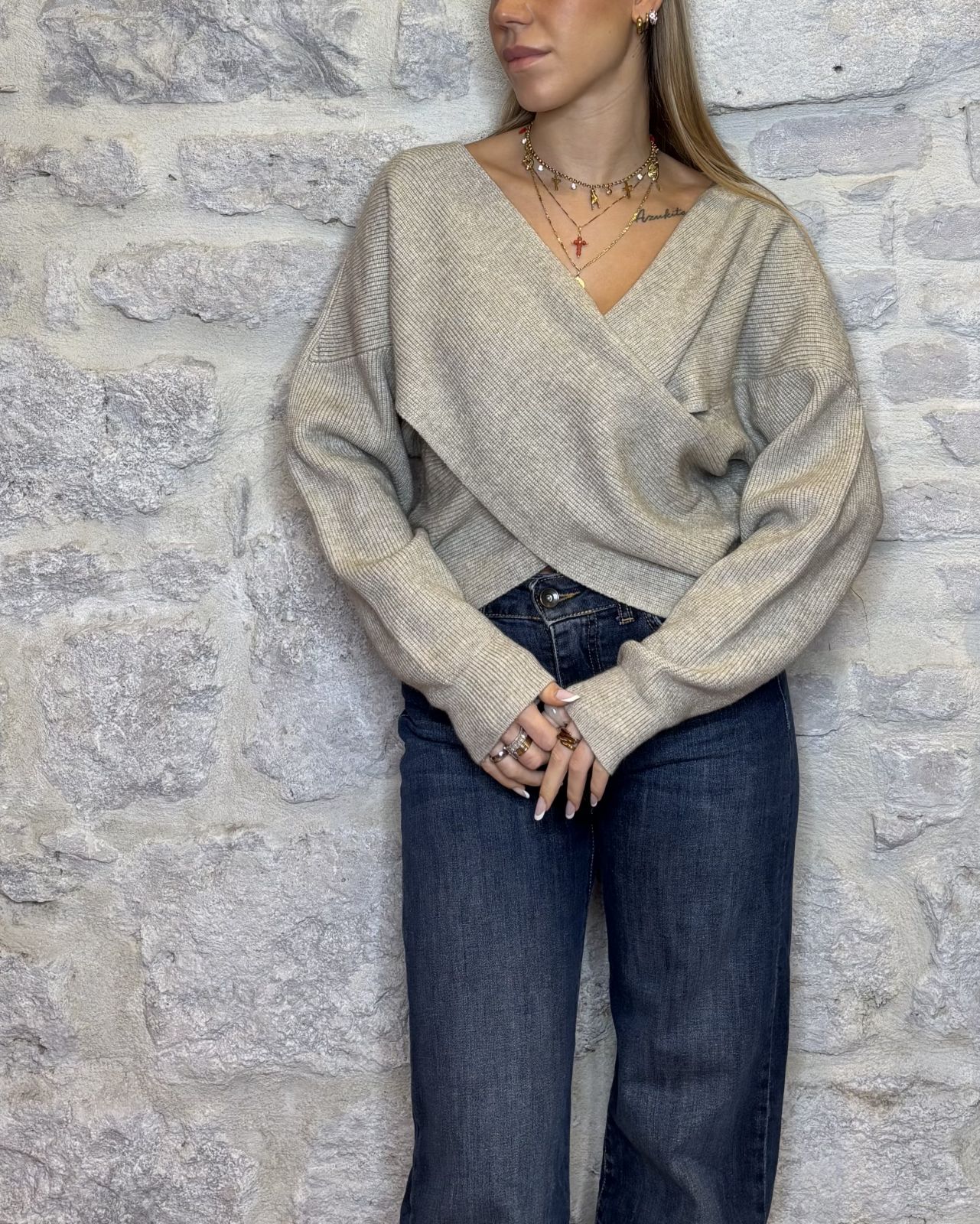 SUSY MIX maglia crop con incrocio beige Image