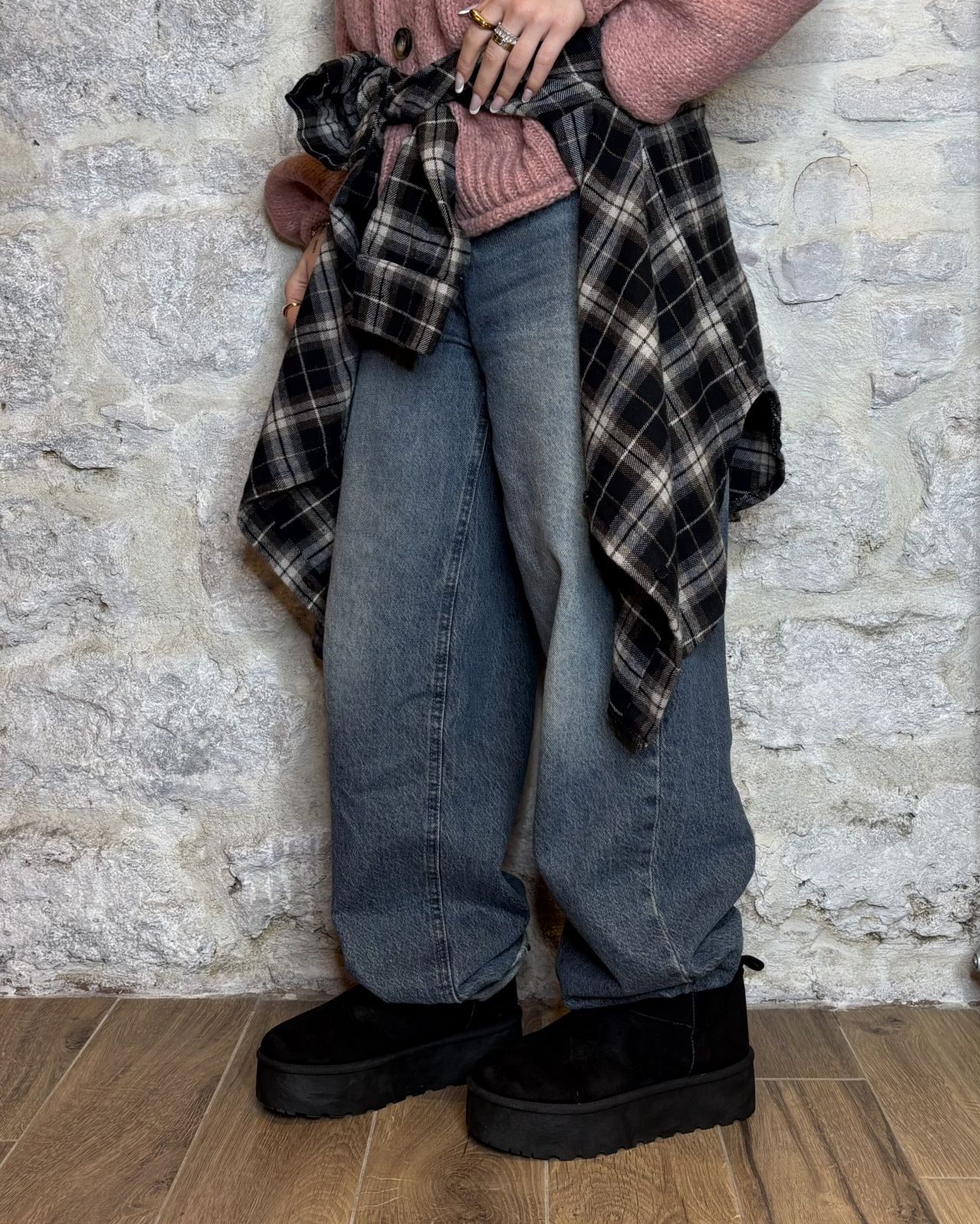 NUMERO6 SELECTION Stivaletto mini platform nero Image