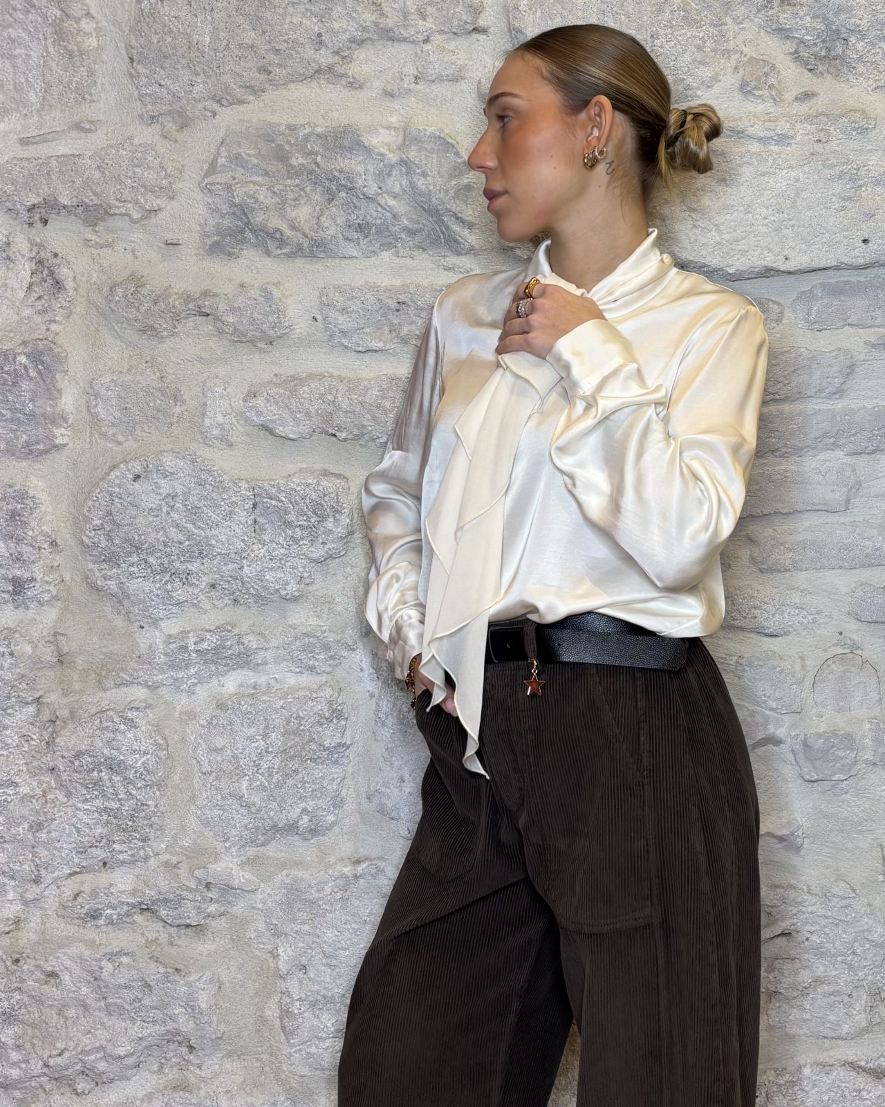 PHILIA LOFT camicia con sciarpina burro Image