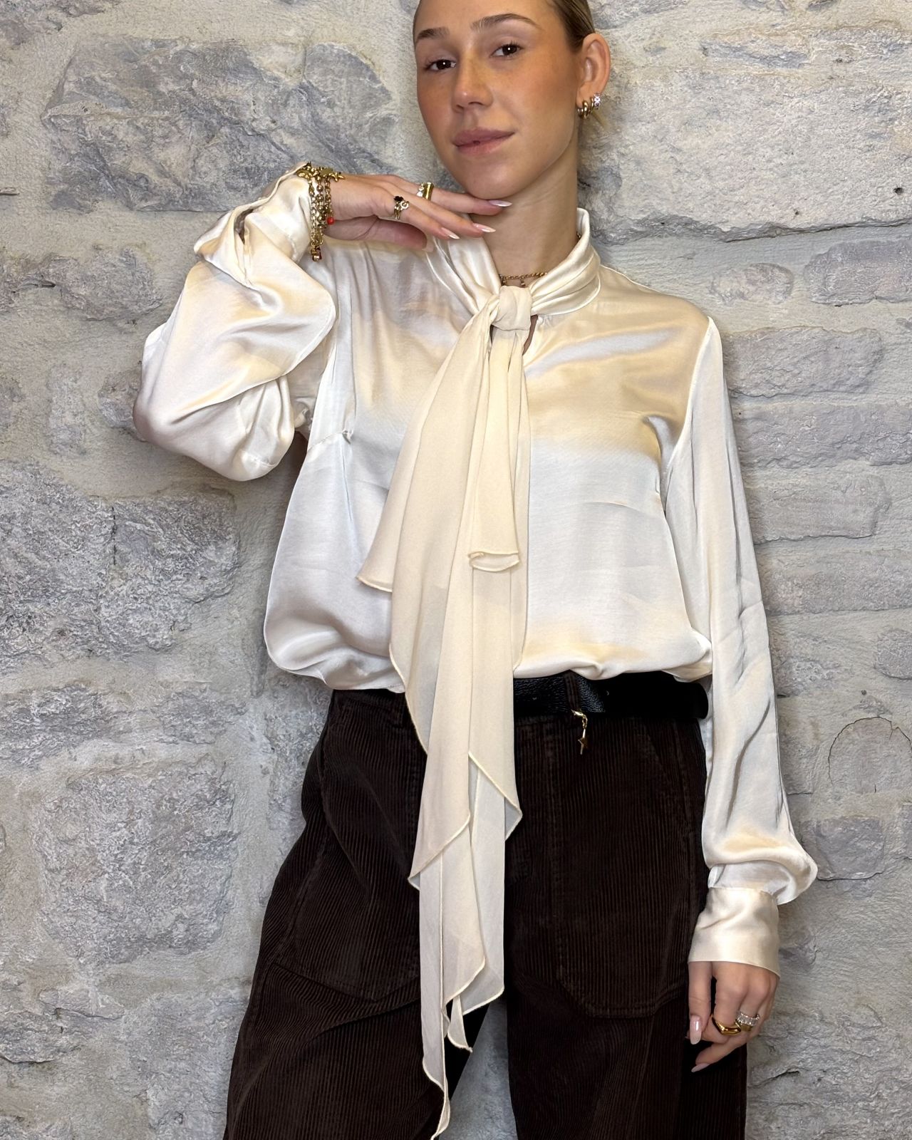 PHILIA LOFT camicia con sciarpina burro Image