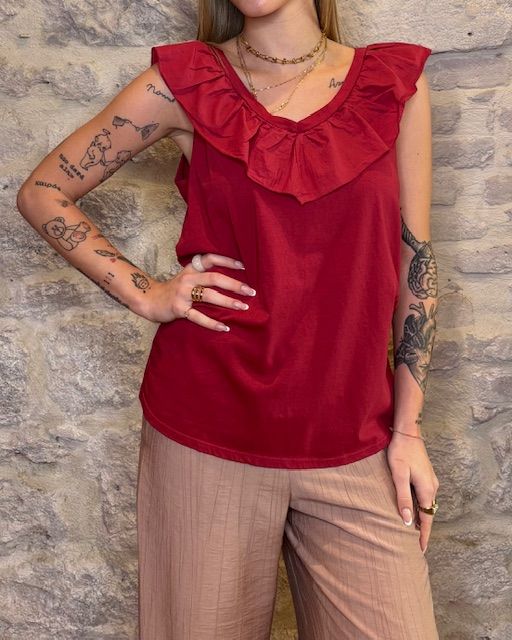 SUSY MIX maglia rosso india scollo a V balza Image