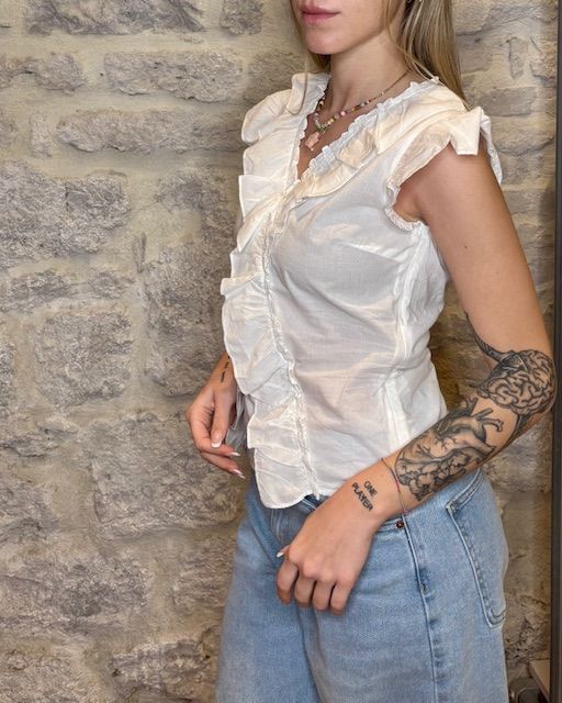 VERO MODA Top con volant e scollo a V Image