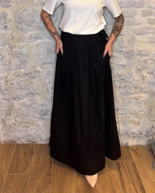 VERO MODA gonna lunga nera con elastico  Image