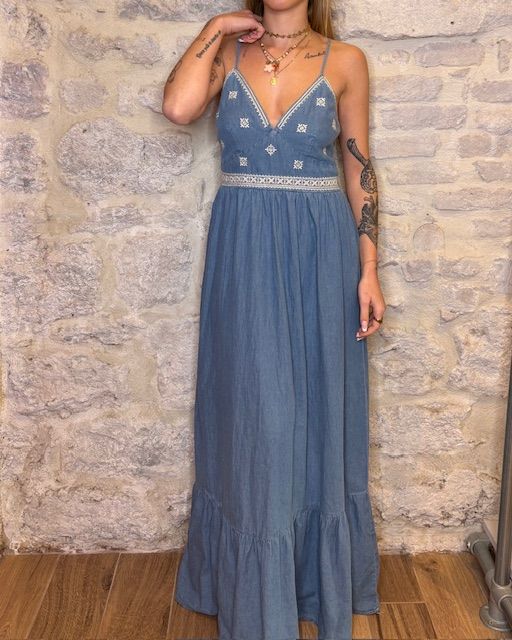 NUMERO6SELECTION abito lungo ricamato in chambray Image