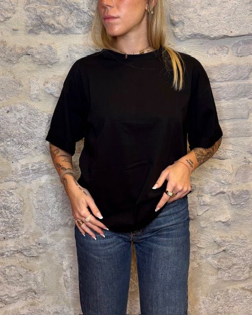 SUSY MIX T-shirt over nero Image