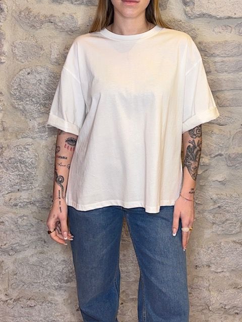 SUSY MIX t-shirt over bianca Image